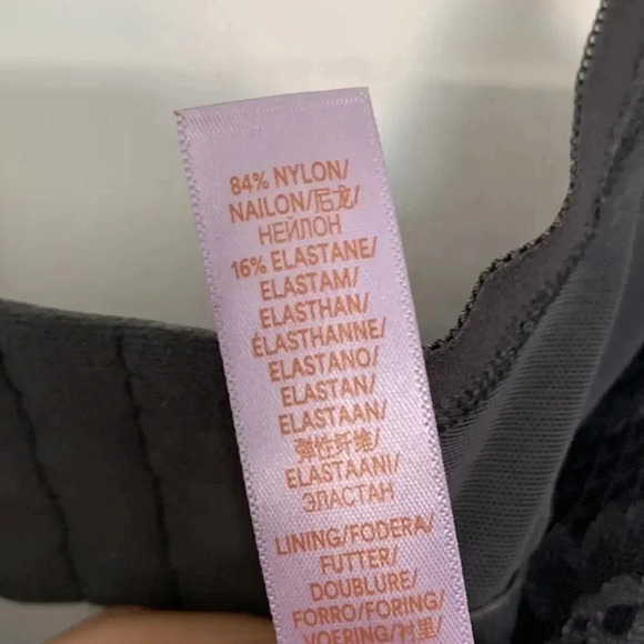 Savage X Fenty Lace Push Up Bra - Picture 6 of 6
